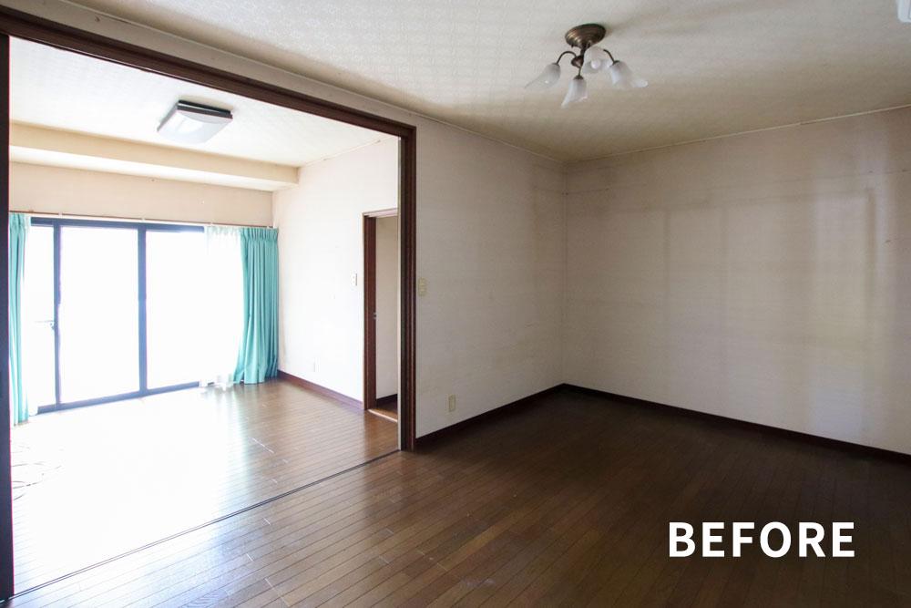 【BEFORE】寝室。2部屋がつながる間取りでした