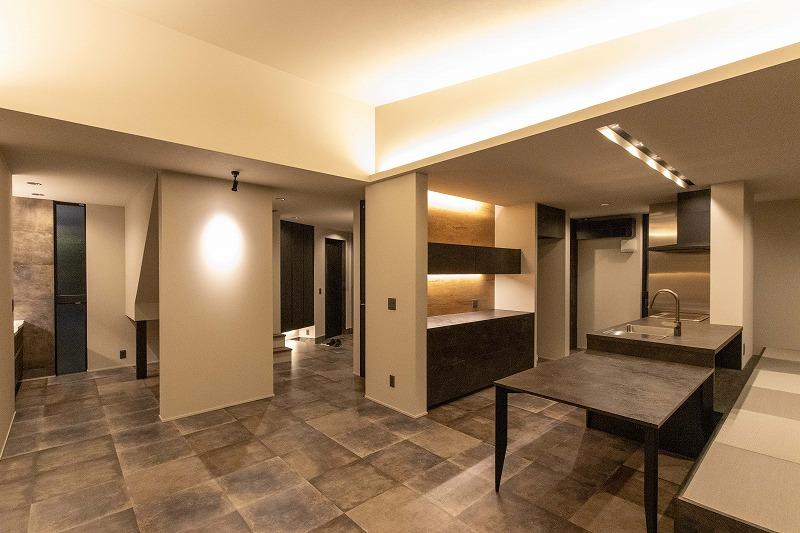 LDKから水回りへの動線。